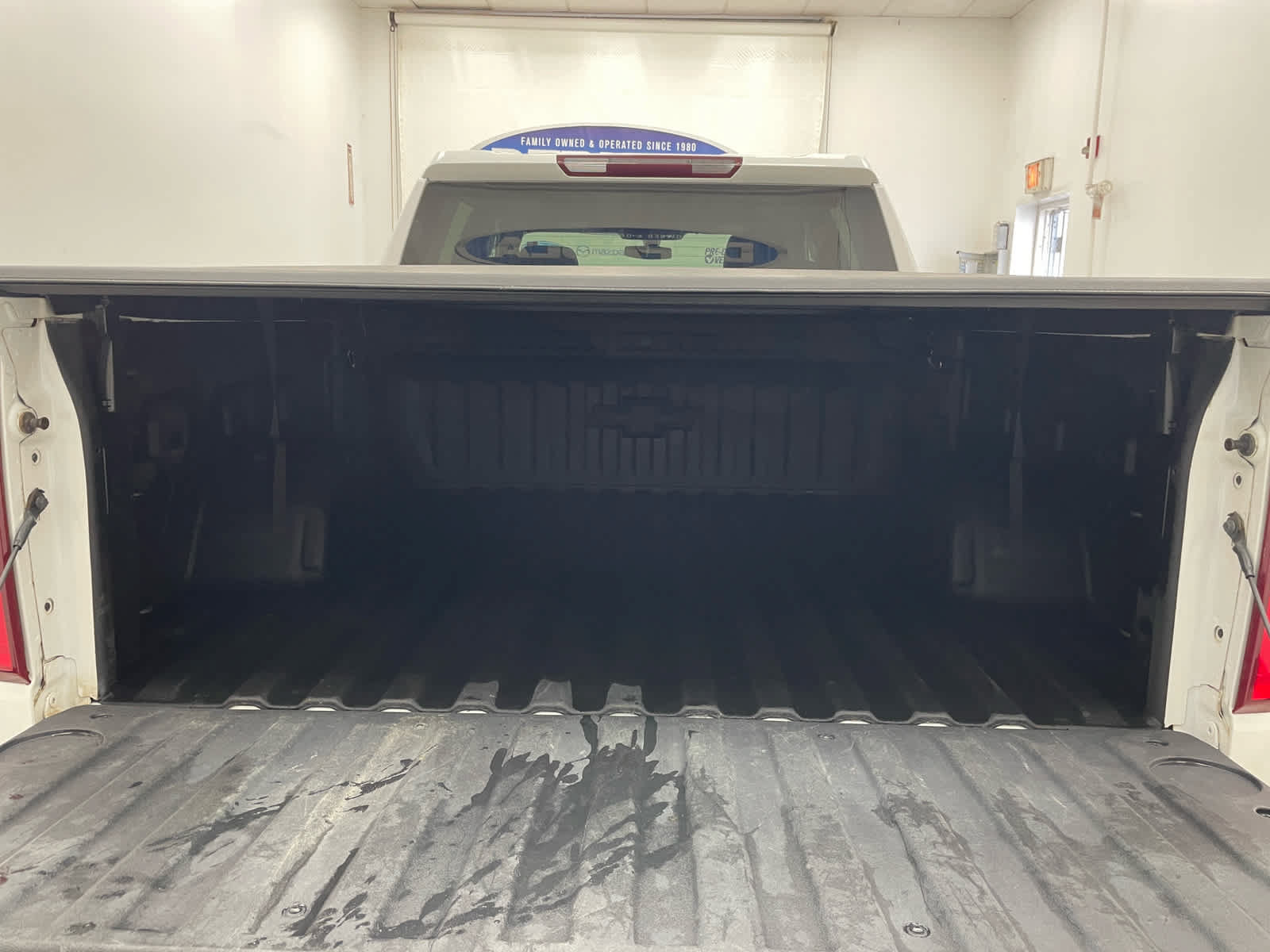 Used 2020 Chevrolet Silverado 1500 Custom w/ Custom Value Package AWD/4WD image 11