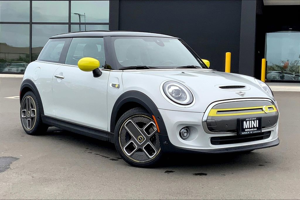 Used 2021 MINI Cooper SE w/ 8.8" Touchscreen Nav Package image 1
