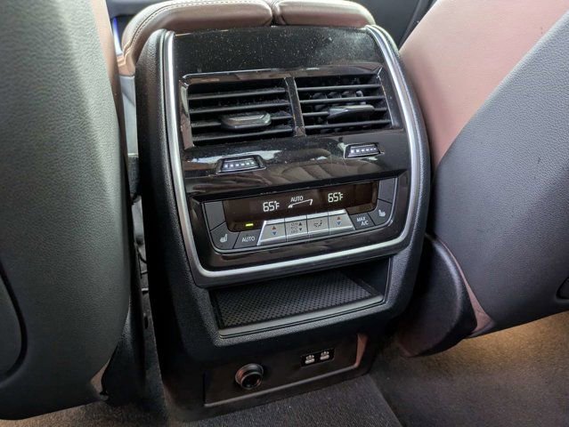 Used 2023 BMW X7 M60i w/ Executive Package AWD/4WD image 16