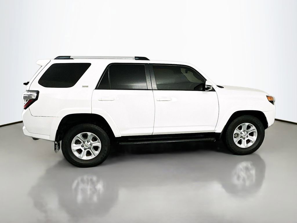 Used 2021 Toyota 4Runner SR5 Premium image 8