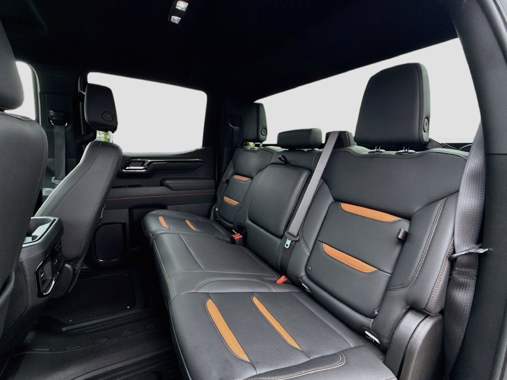Used 2025 GMC Sierra 1500 AT4 AWD/4WD image 29