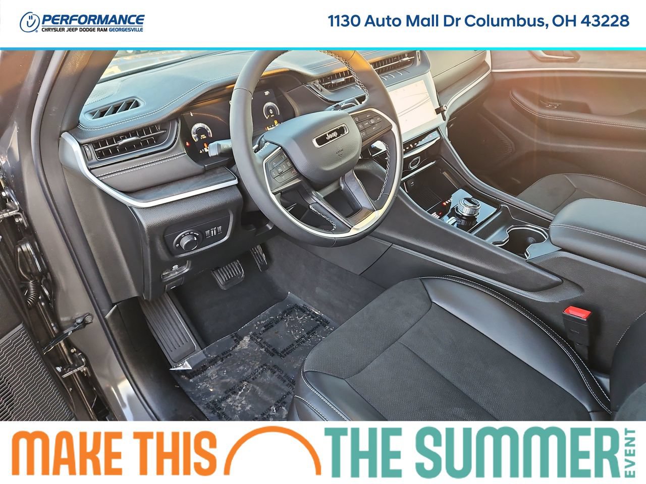 New 2026 Jeep Grand Cherokee Altitude AWD/4WD image 17