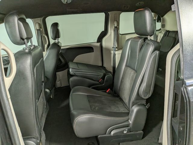 Used 2020 Dodge Grand Caravan SXT image 20