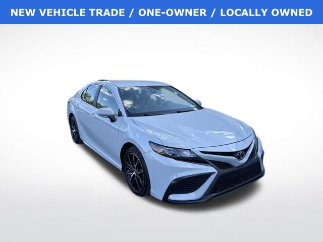 Used 2024 Toyota Camry SE