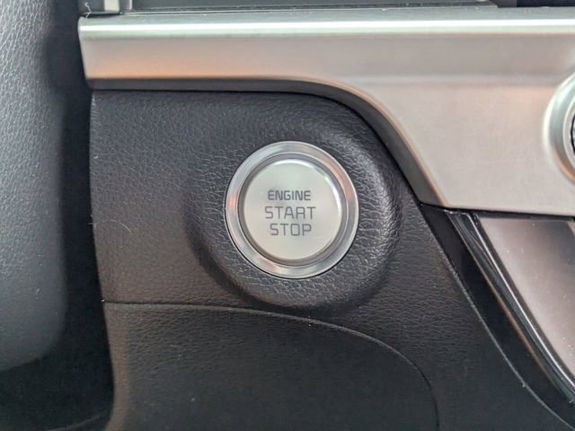 Used 2024 Kia Telluride EX w/ EX Captain's Chair Package image 32