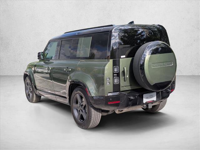 Used 2026 Land Rover Defender 110 X-Dynamic SE AWD/4WD image 8