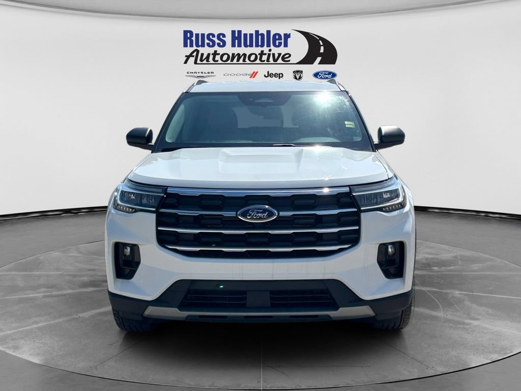 Used 2025 Ford Explorer Active w/ Active Comfort Package AWD/4WD image 9