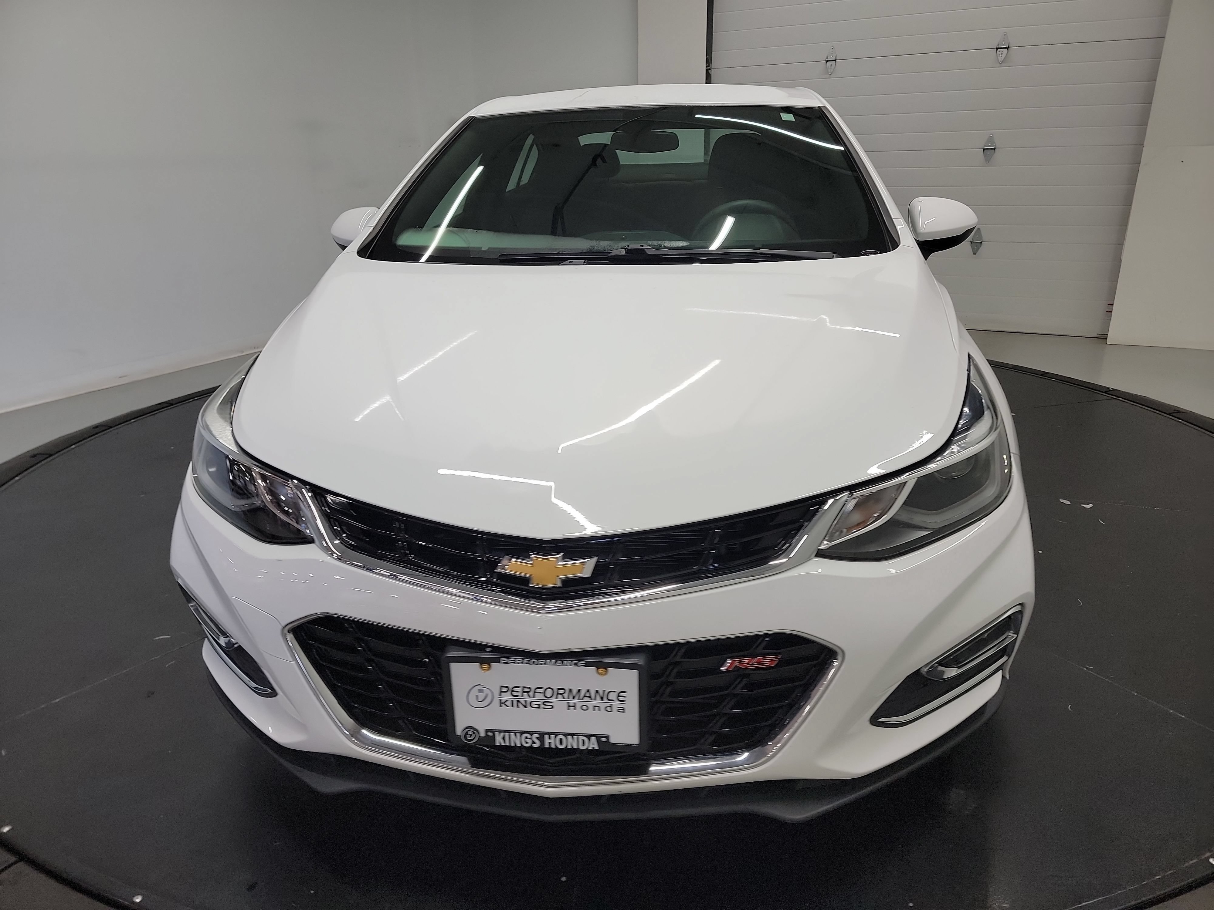 Used 2017 Chevrolet Cruze LT w/ Convenience Package FWD video 2