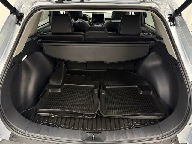 Certified 2023 Toyota Corolla Cross XLE w/ Convenience Package image 6