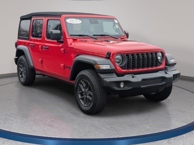 Used 2024 Jeep Wrangler Sport S image 3