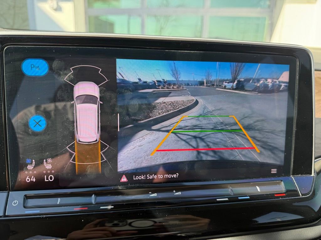 Used 2024 Volkswagen Atlas SE w/ Black Wheel Package image 20