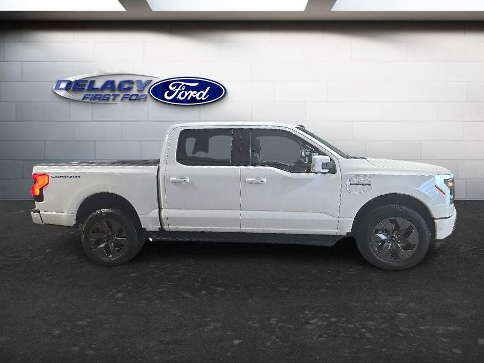 Used 2022 Ford F150 Lightning Lariat w/ Equipment Group 511A High AWD/4WD image 9