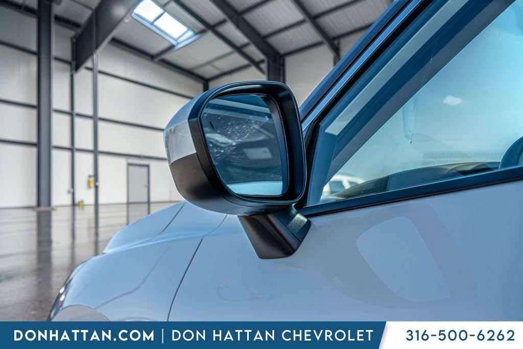 Used 2023 Nissan Rogue SV image 27