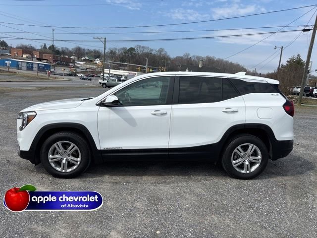 Used 2024 GMC Terrain SLE AWD/4WD image 3