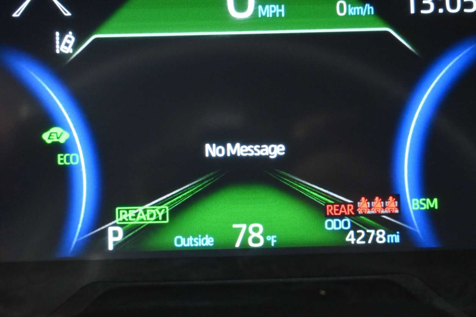 Used 2025 Toyota RAV4 XLE w/ Convenience Package AWD/4WD image 16