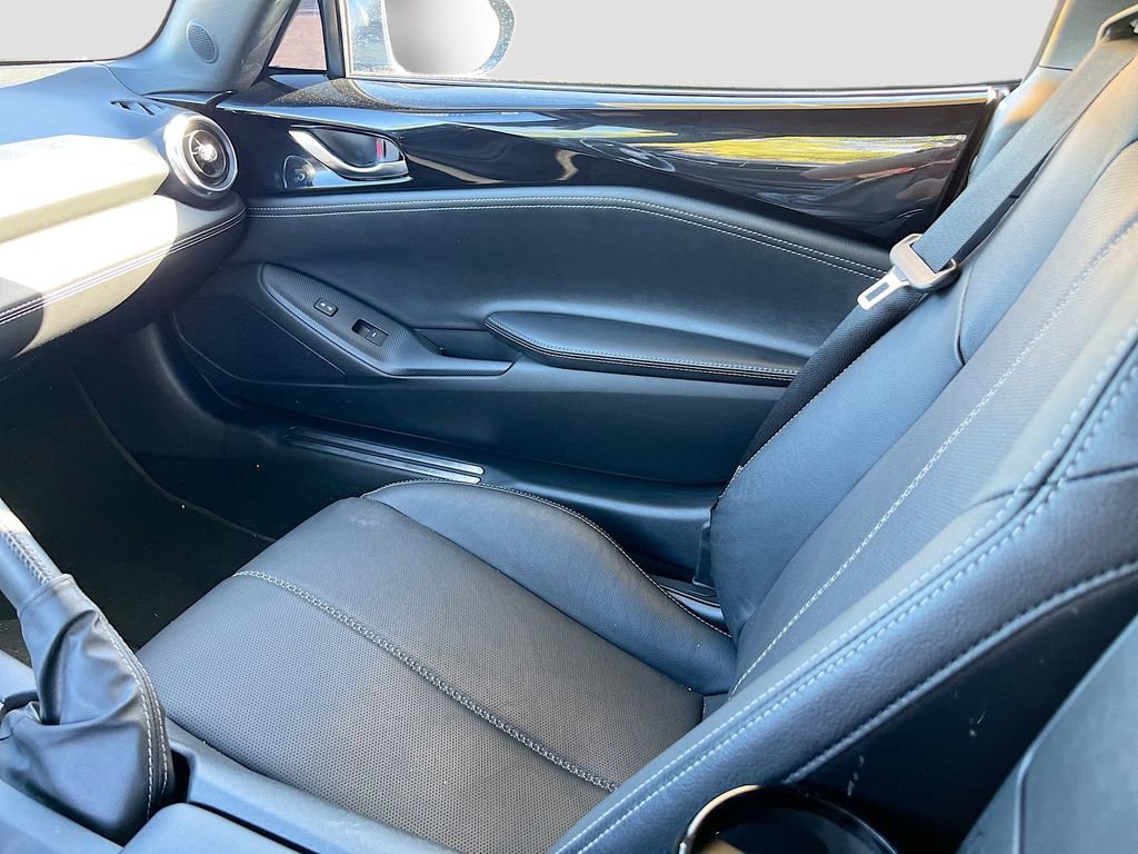 Used 2023 MAZDA MX-5 Miata Grand Touring RWD image 23