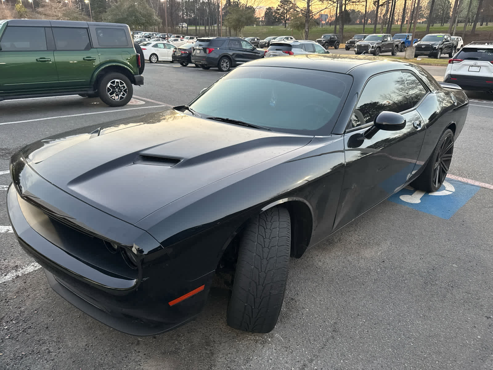 Used 2023 Dodge Challenger SXT w/ Blacktop Package image 4