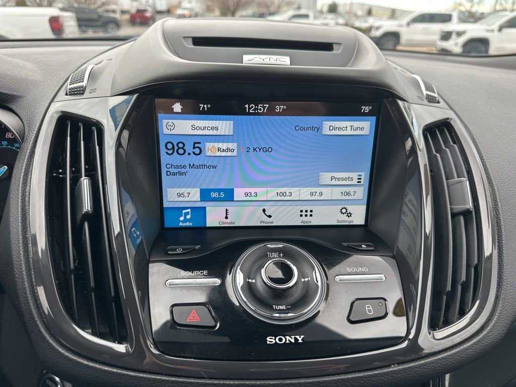 Used 2016 Ford Escape Titanium image 3