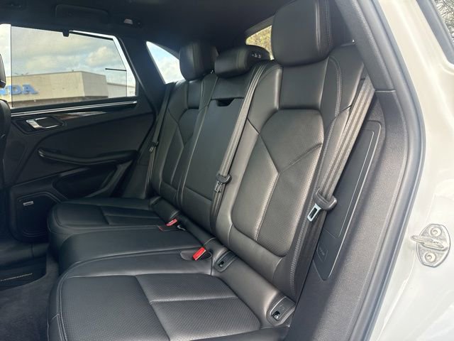 Used 2022 Porsche Macan image 21