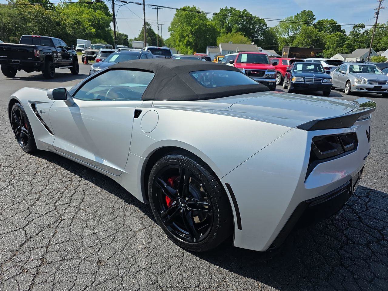 Used 2016 Chevrolet Corvette Stingray Convertible w/ 2LT Preferred Equipment Group RWD image 20
