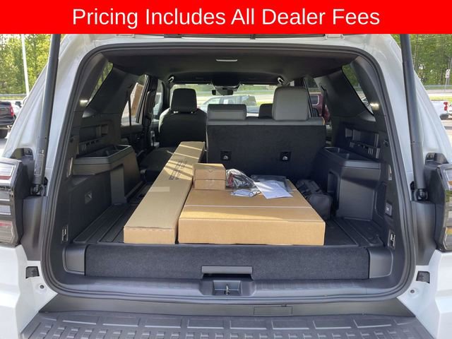 Used 2025 Toyota 4Runner Trailhunter AWD/4WD image 14
