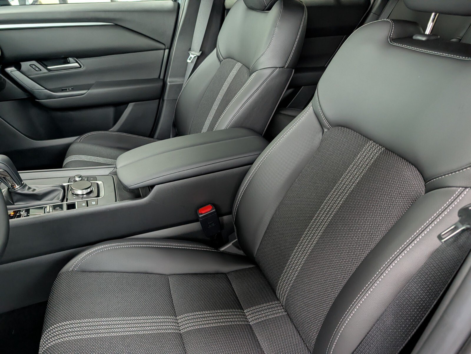 New 2026 MAZDA CX-50 AWD 2.5 S w/ Select Package image 9