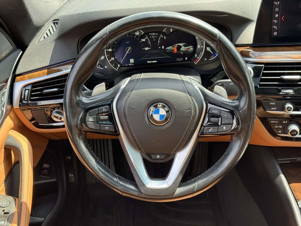 Used 2019 BMW 540i xDrive w/ Convenience Package AWD/4WD image 15