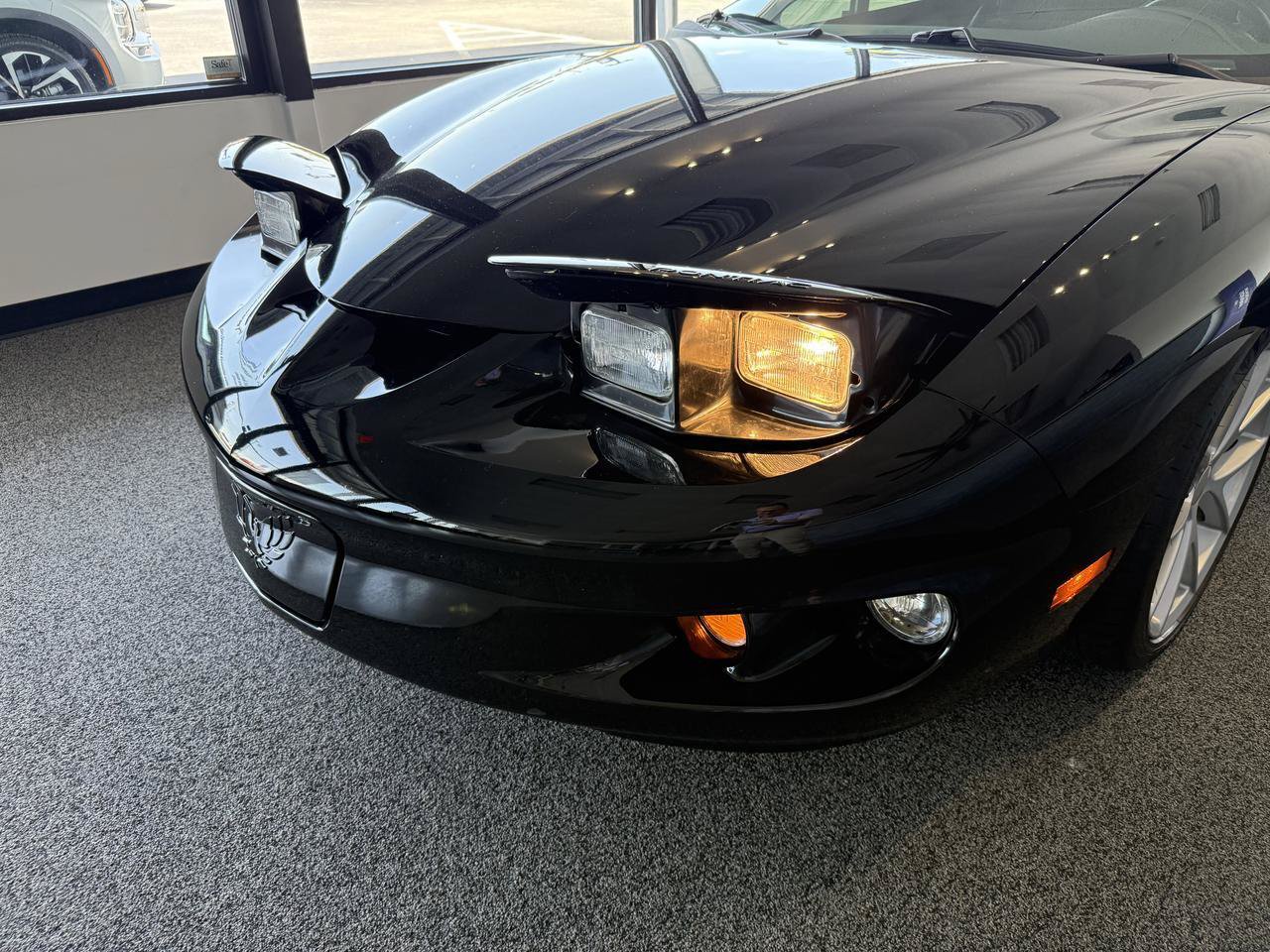Used 1999 Pontiac Firebird Formula RWD image 2