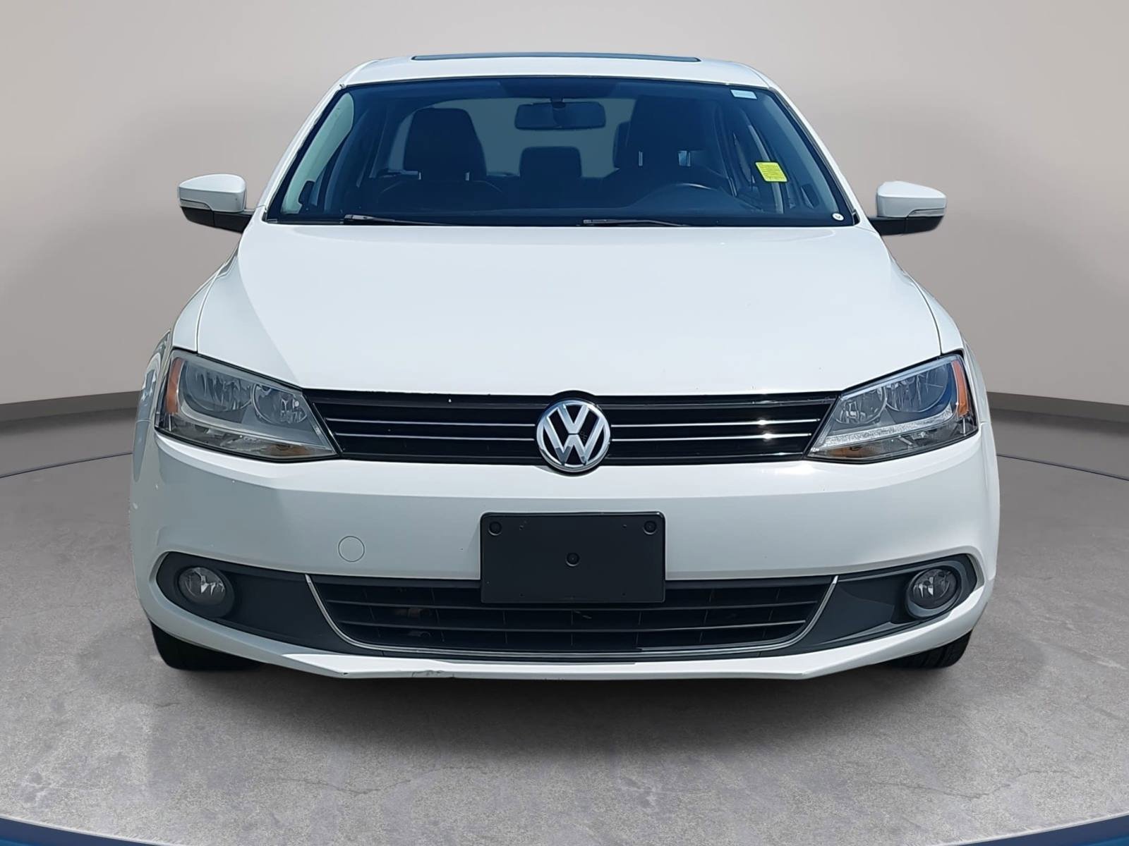 Used 2014 Volkswagen Jetta SEL FWD image 2