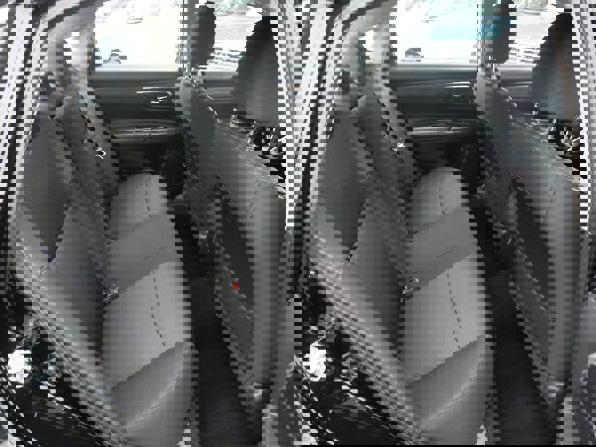 Used 2017 Nissan Altima 2.5 SR w/ Midnight Edition Package image 30