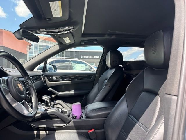 Used 2019 Porsche Cayenne S AWD/4WD image 3