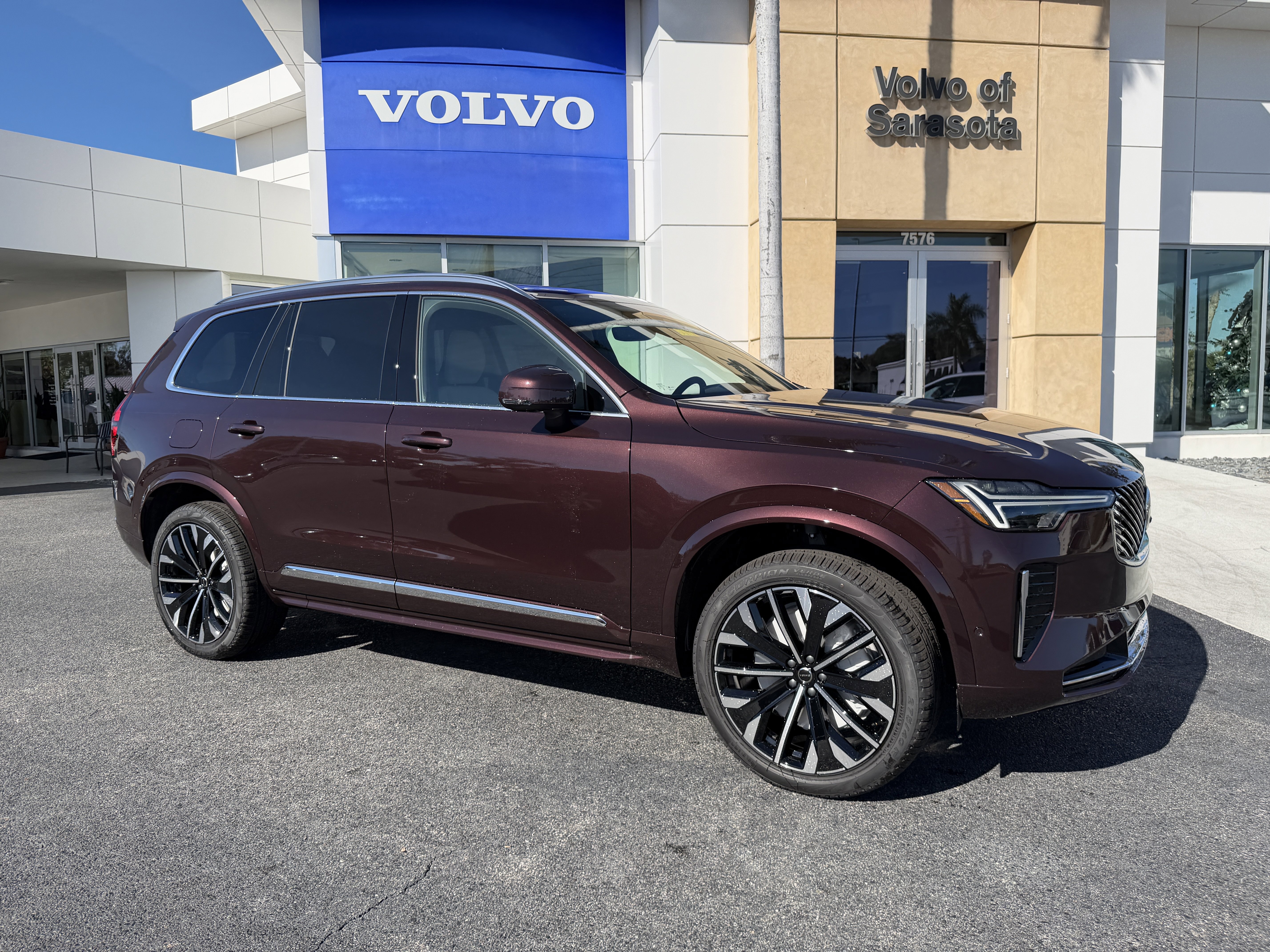 New 2026 Volvo XC90 B6 Plus