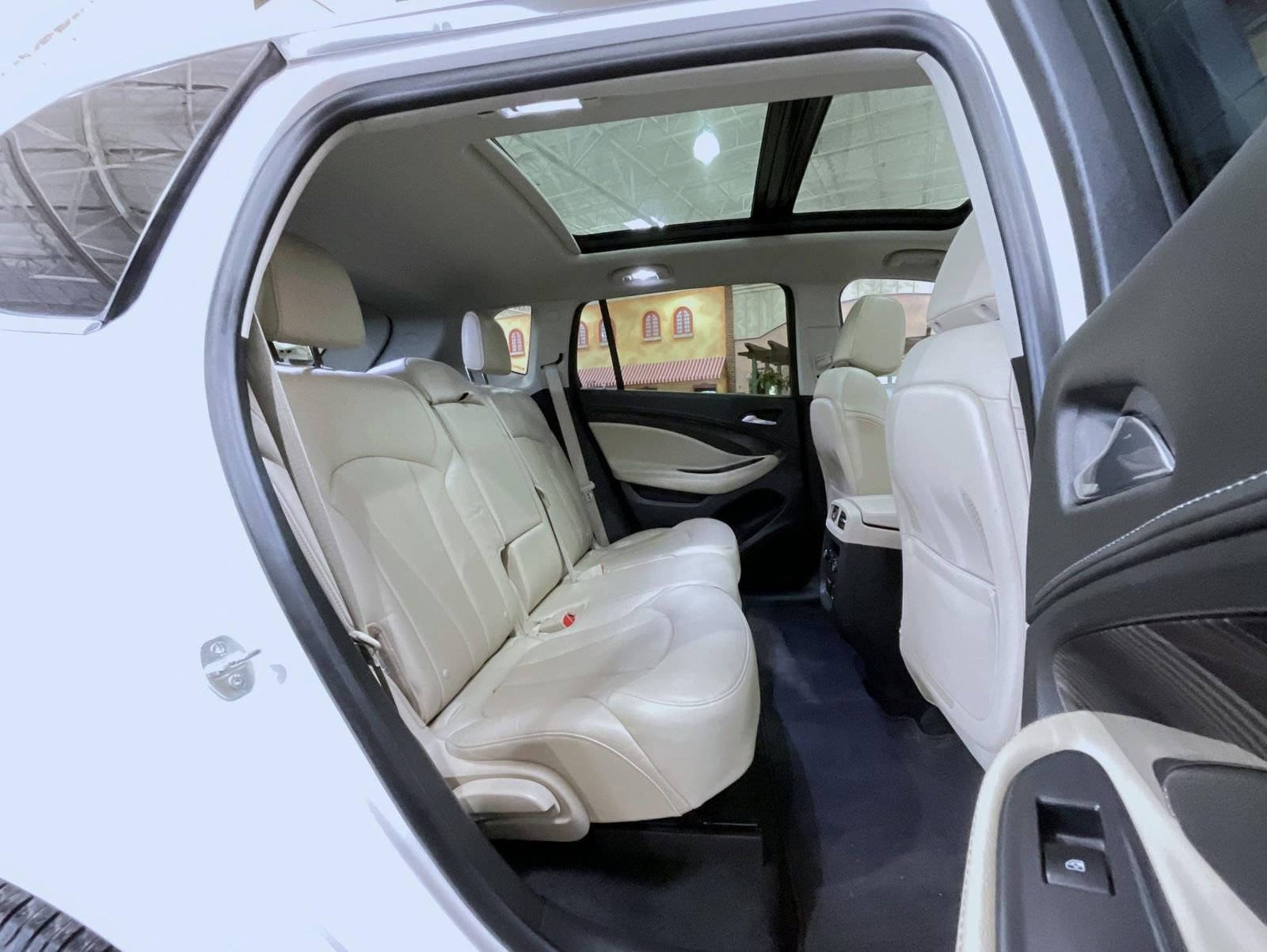 Used 2020 Buick Envision Premium w/ Driver Confidence Package AWD/4WD image 18