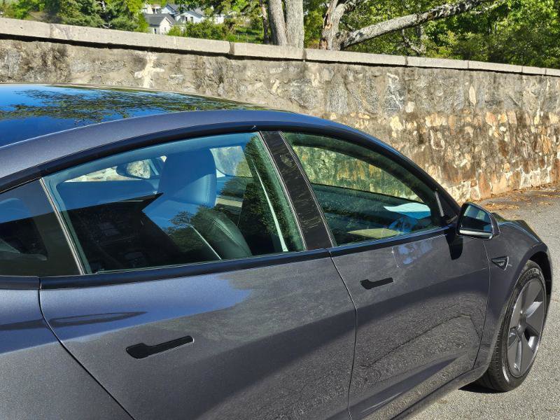 Used 2023 Tesla Model 3 Standard Range RWD image 17