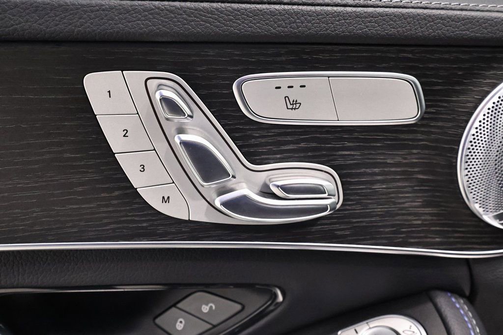 Used 2021 Mercedes-Benz C 300 4MATIC Sedan image 12