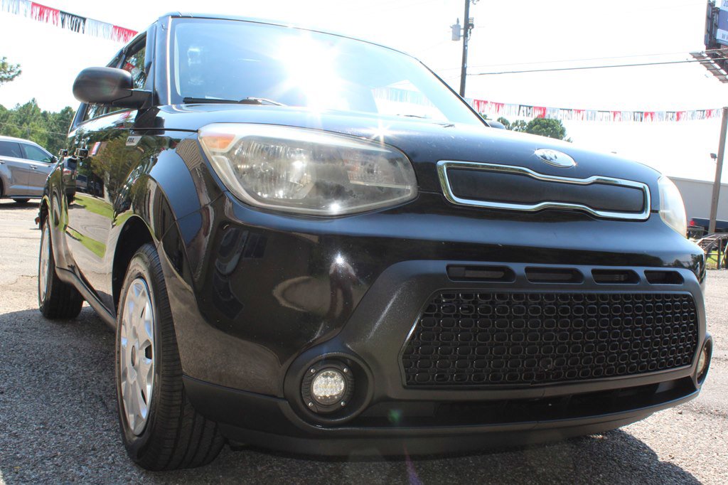 Used 2015 Kia Soul image 2