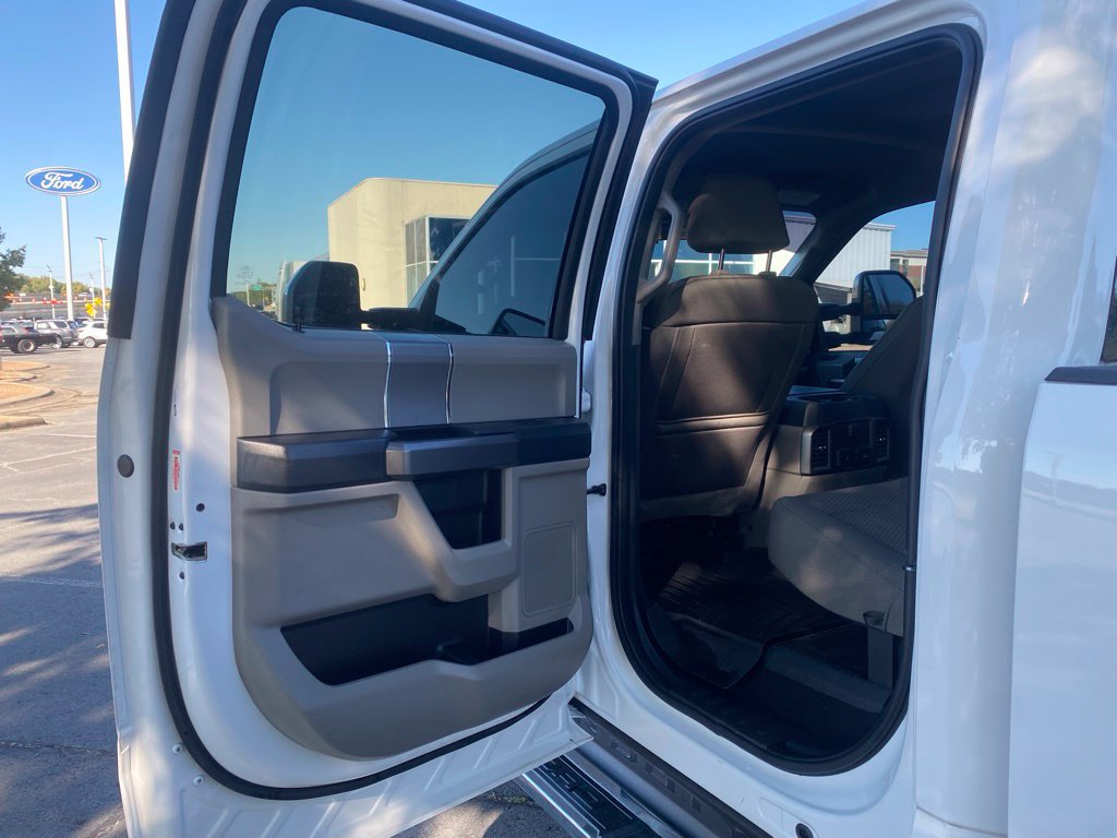 Used 2022 Ford F250 XLT w/ XLT Premium Package AWD/4WD image 25