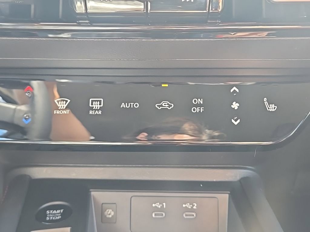 New 2026 Nissan Kicks SR w/ Cold Weather Package image 19