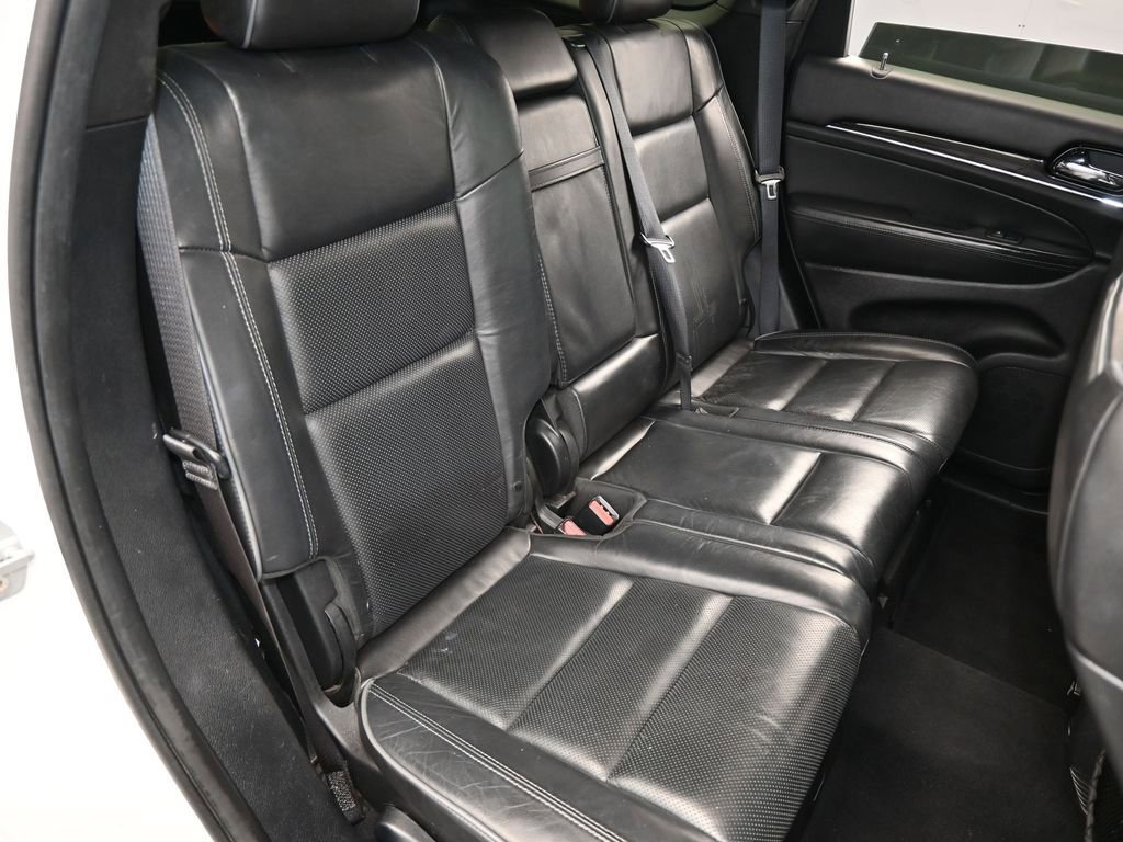 Used 2020 Jeep Grand Cherokee Overland image 44