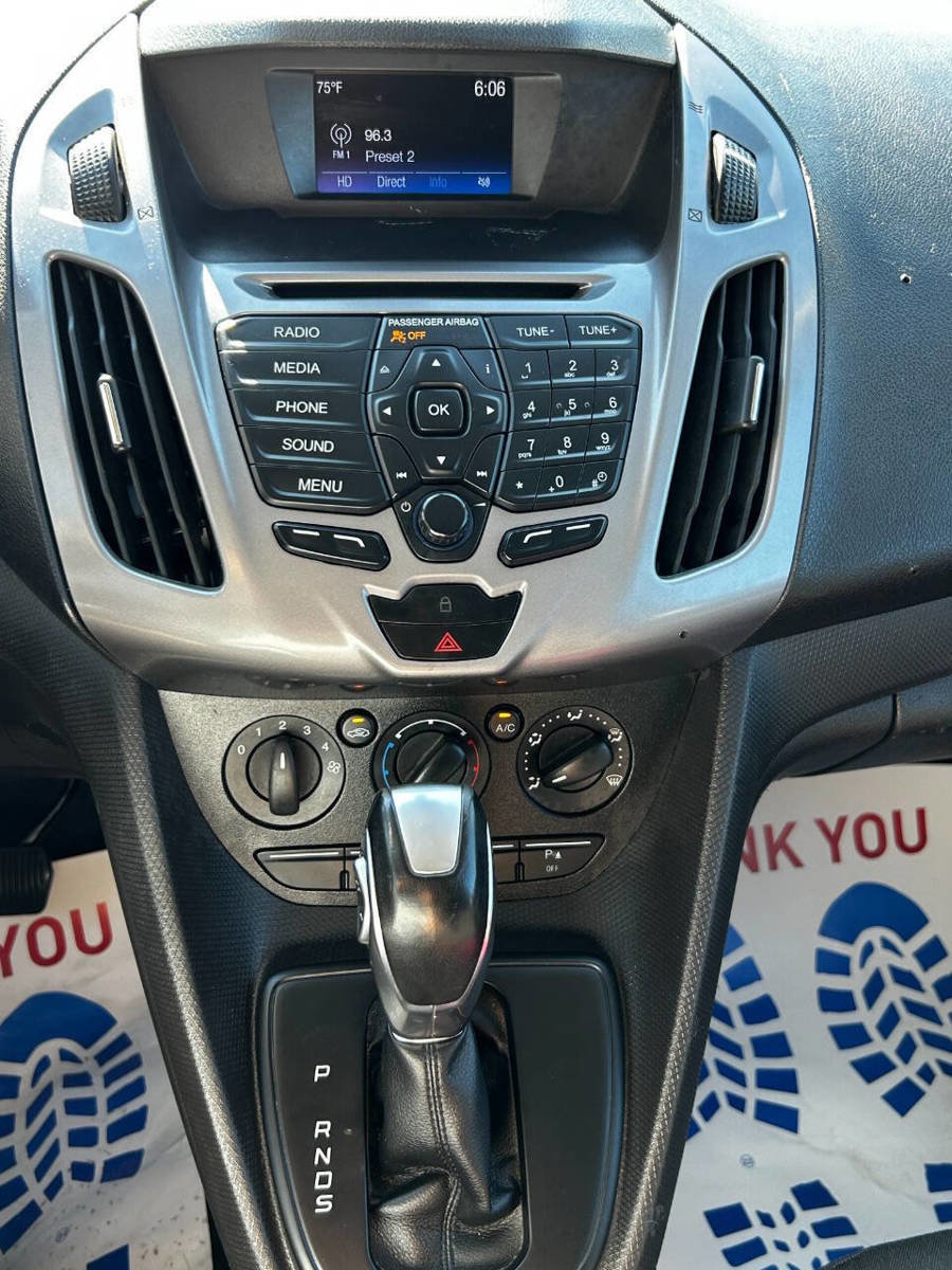 Used 2018 Ford Transit Connect XLT image 18