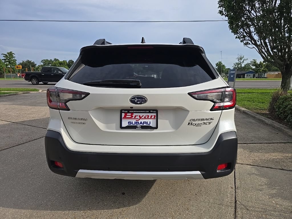 Used 2024 Subaru Outback Limited XT AWD/4WD image 6