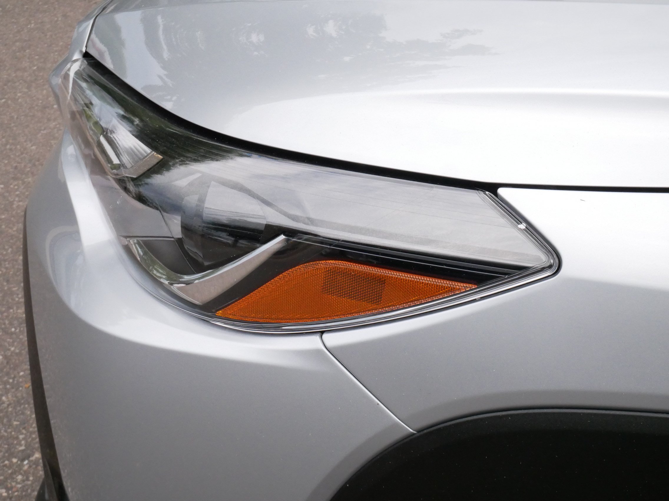 Used 2024 Toyota Corolla Cross AWD Hybrid image 16