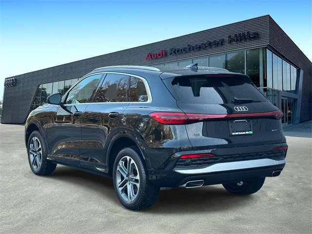 Certified 2025 Audi Q5 Premium Plus w/ Premium Plus image 4