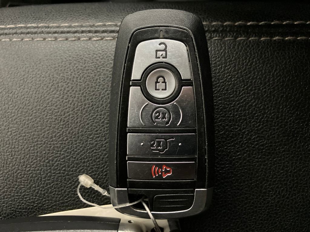 Used 2020 Ford Escape SEL image 33