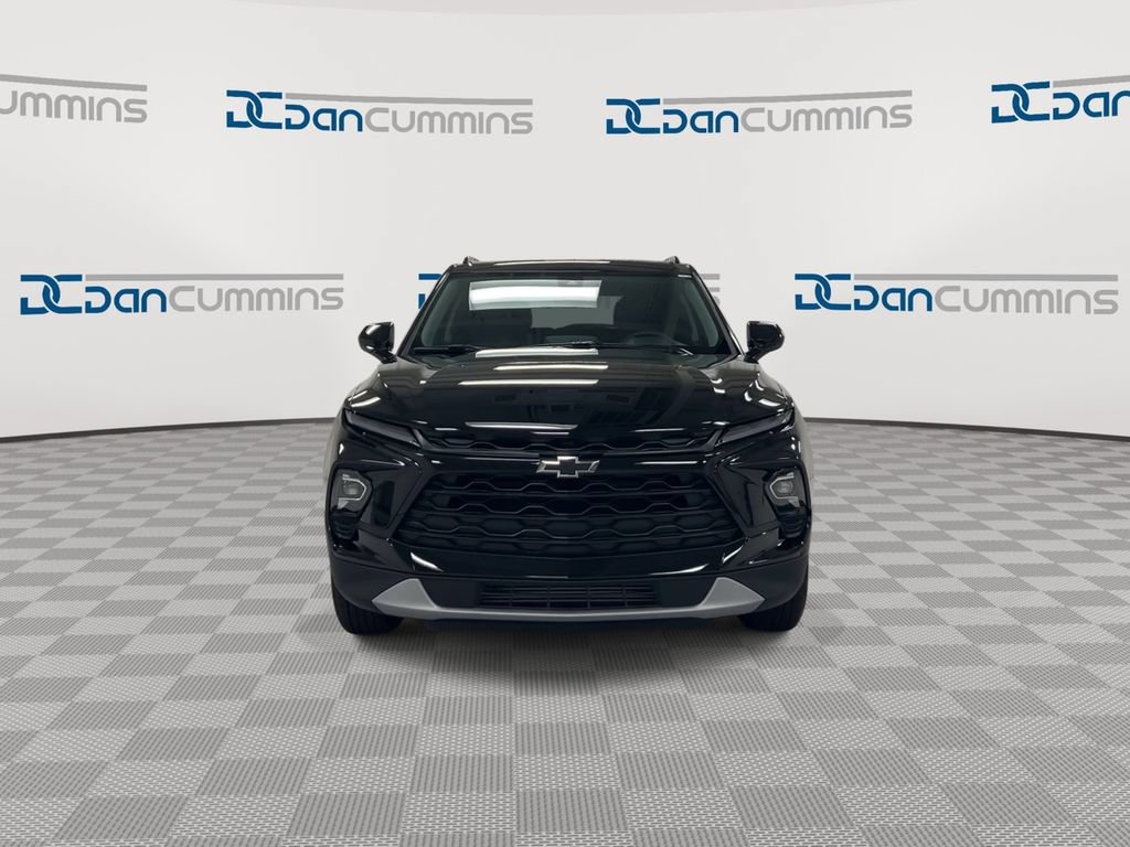 New 2026 Chevrolet Blazer LT w/ Midnight/Sport Edition FWD image 3