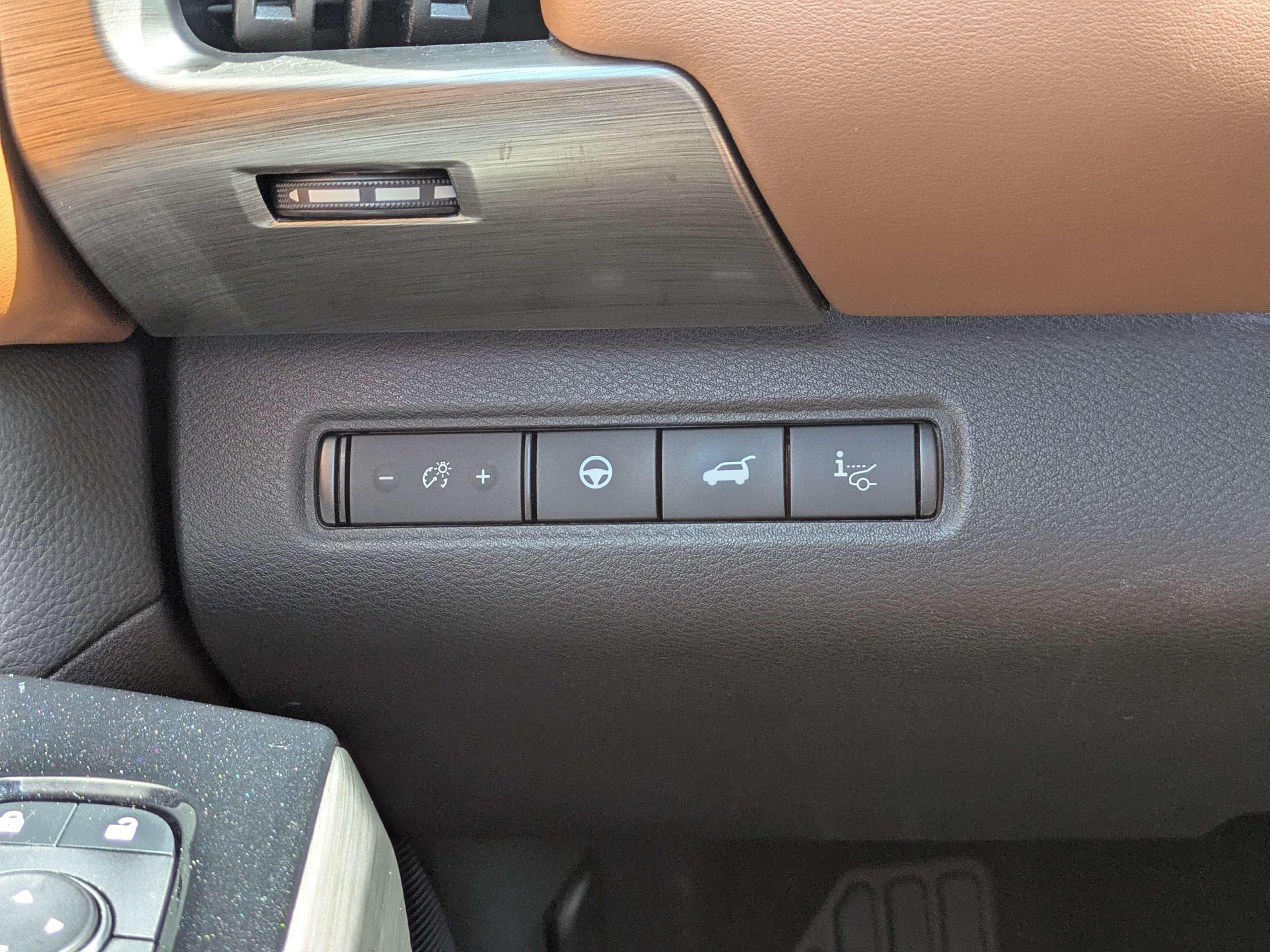 Used 2023 Nissan Pathfinder Platinum AWD/4WD image 28