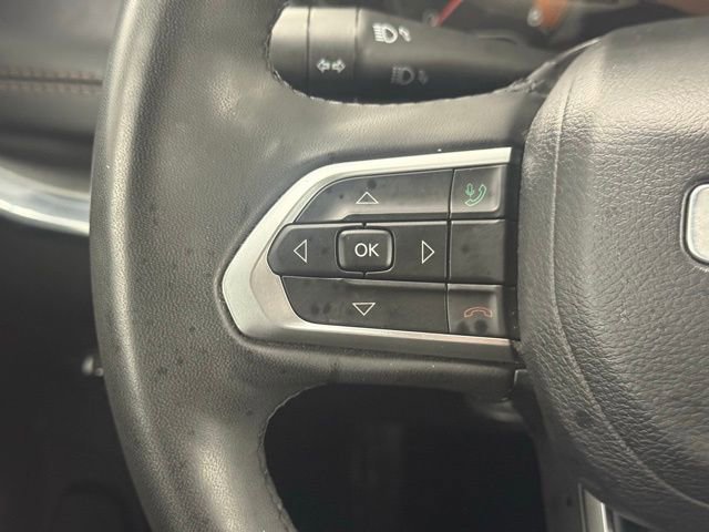 Used 2023 Jeep Compass Limited image 19