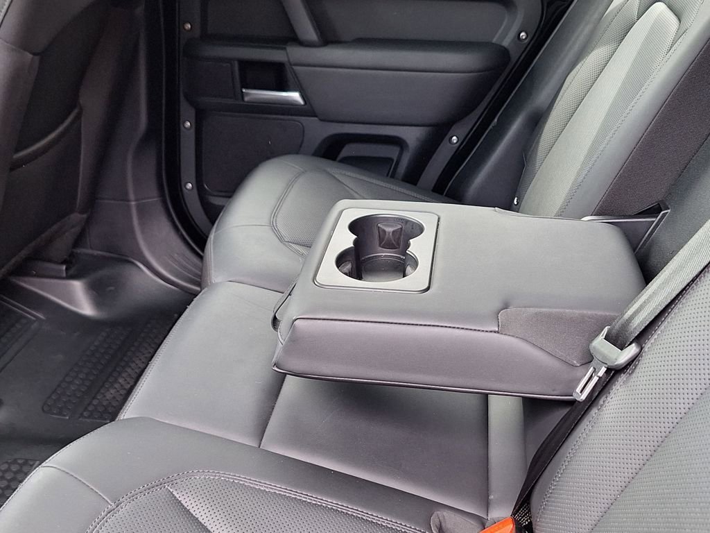 Used 2025 Land Rover Defender 110 S AWD/4WD image 13