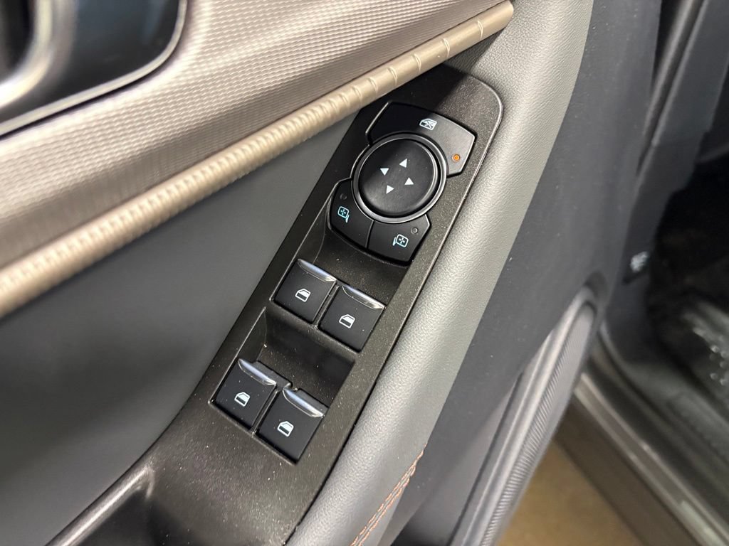 New 2026 Ford Explorer Active w/ Active Comfort Package AWD/4WD image 18