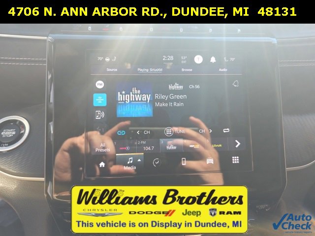 Certified 2024 Jeep Grand Cherokee Altitude image 16